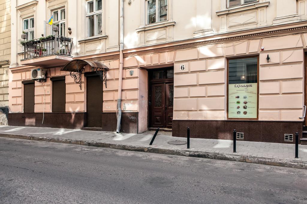 Modern 2Br Apartment In Central Lviv Extérieur photo