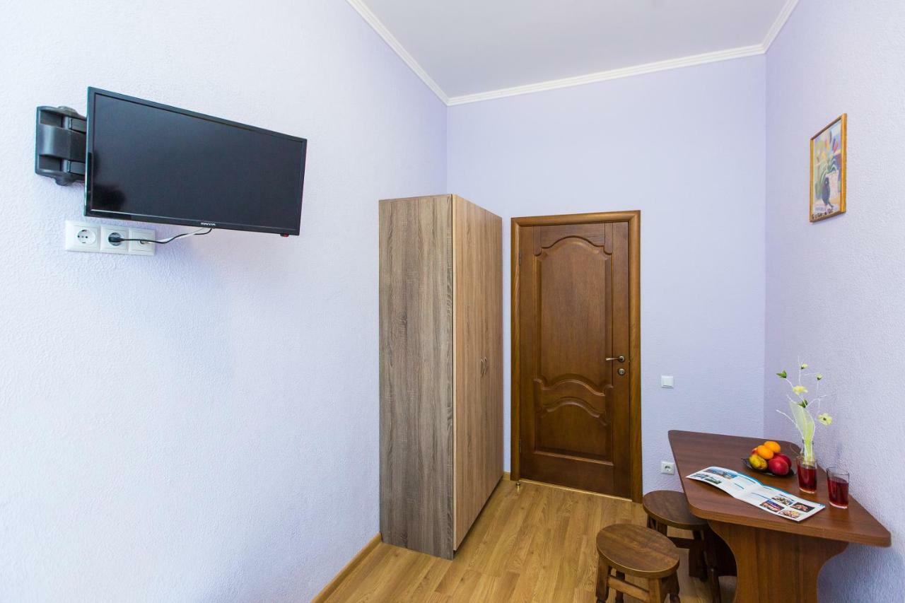 Modern 2Br Apartment In Central Lviv Extérieur photo