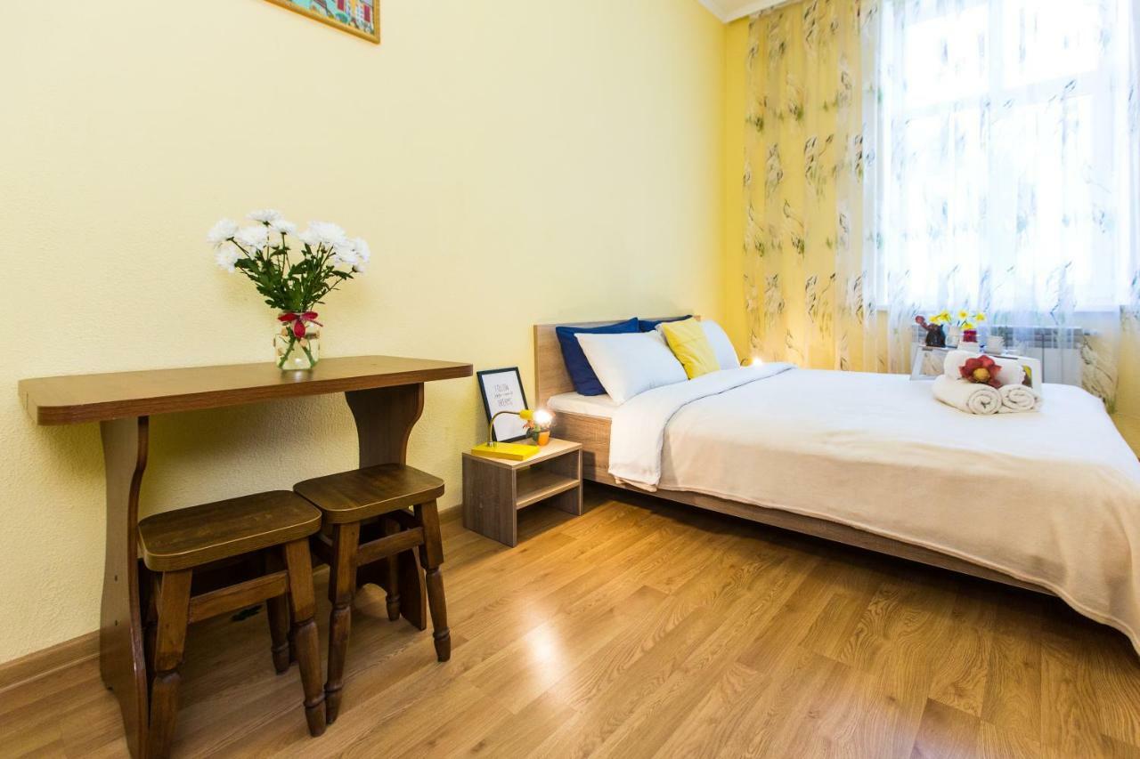 Modern 2Br Apartment In Central Lviv Extérieur photo